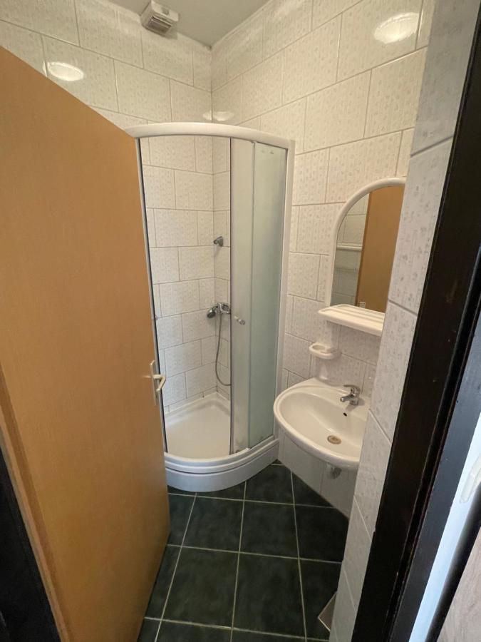 Apartmani Noelle Novi Vinodolski Buitenkant foto