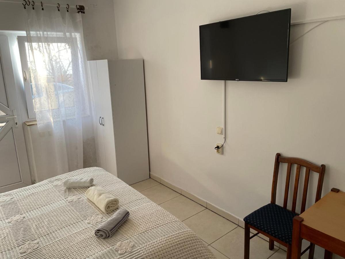 Apartmani Noelle Novi Vinodolski Buitenkant foto